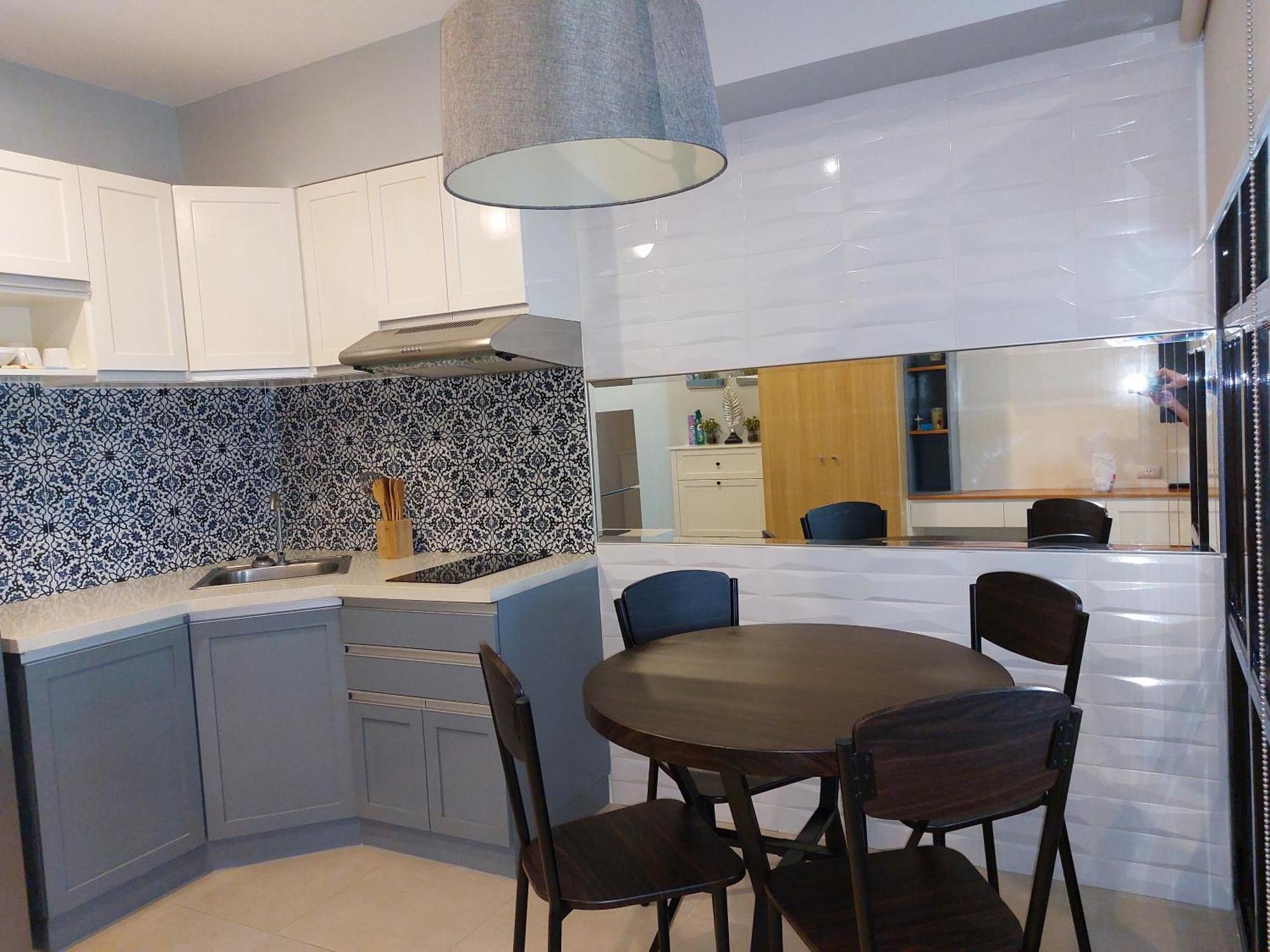 Cozy & Affordable Flat In It Park Avida Towers Riala T2517 Cebu