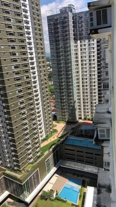 Villahermia Staycation Avida Riala, It Park Apartment *