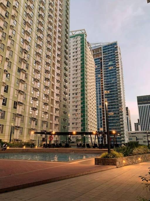 Villahermia Staycation Avida Riala, It Park * Cebu