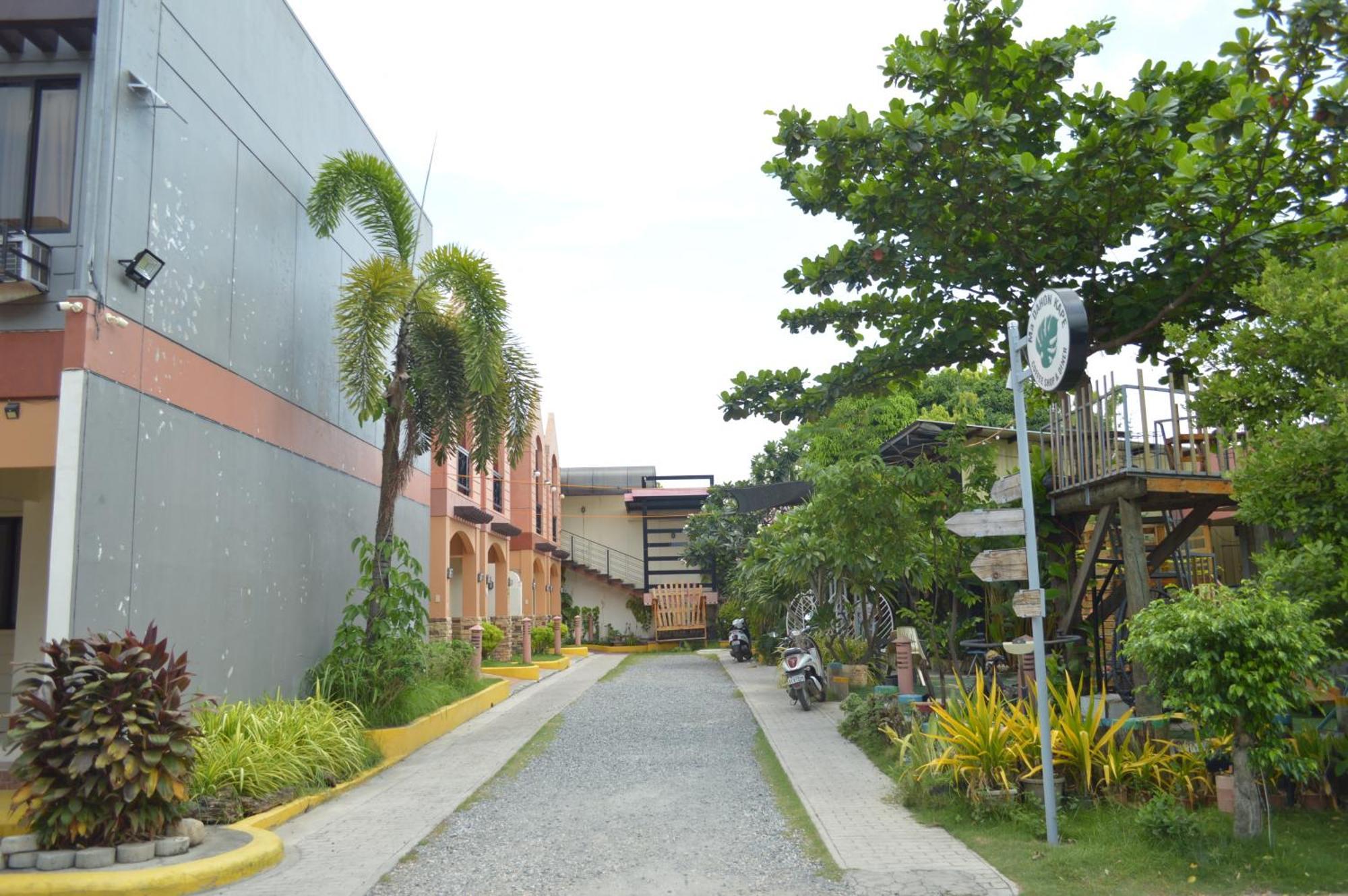 bahay-panuluyan Manora