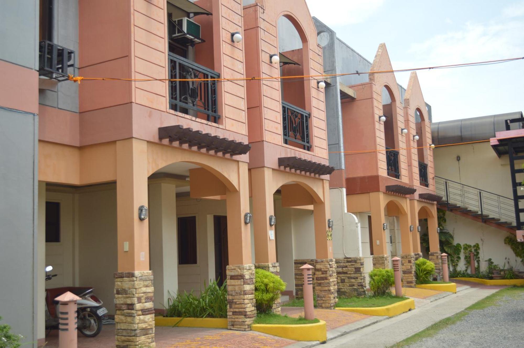 bahay-panuluyan Manora *