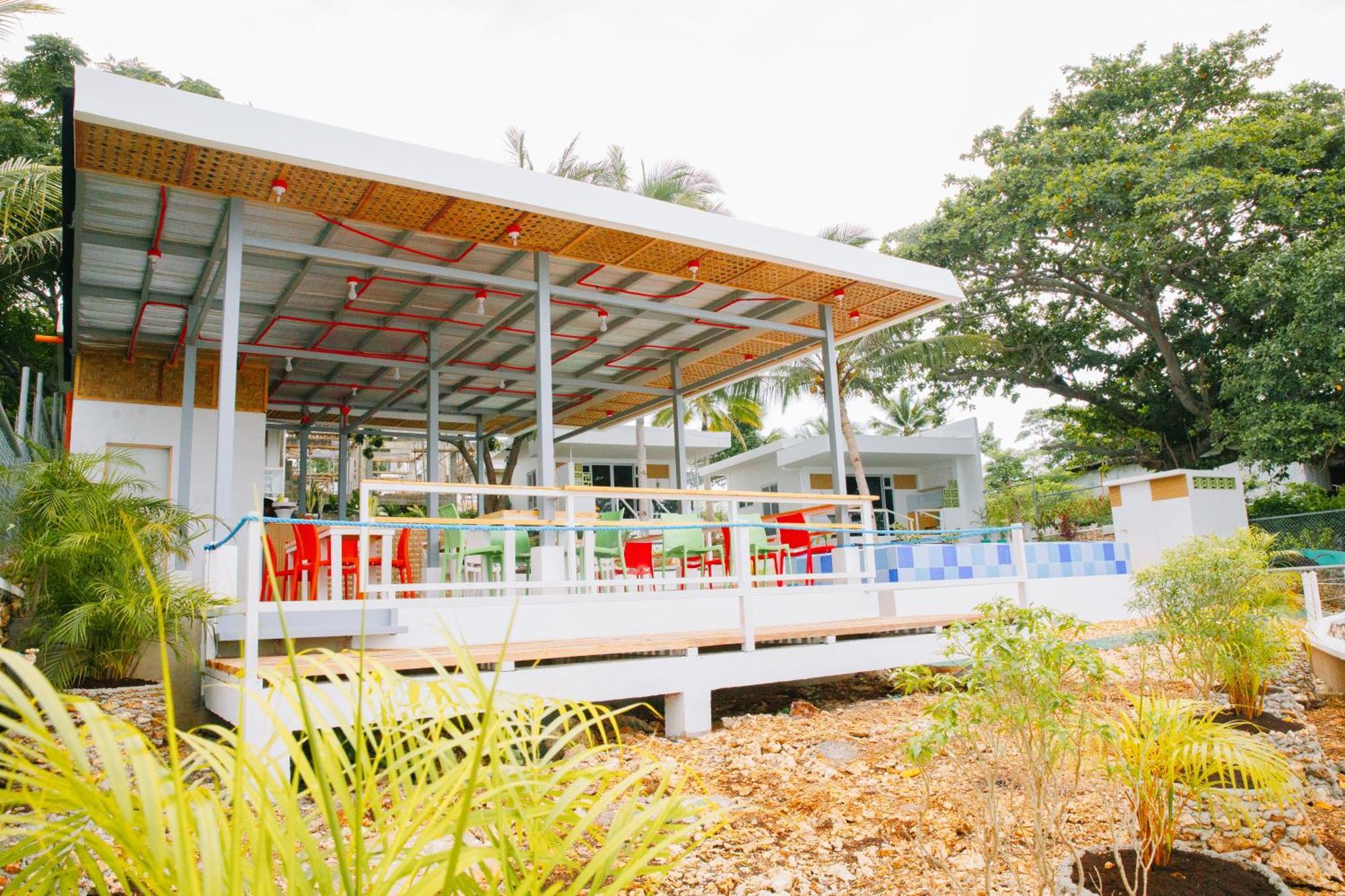 Tulang Diot View And Turtle Haven Poro