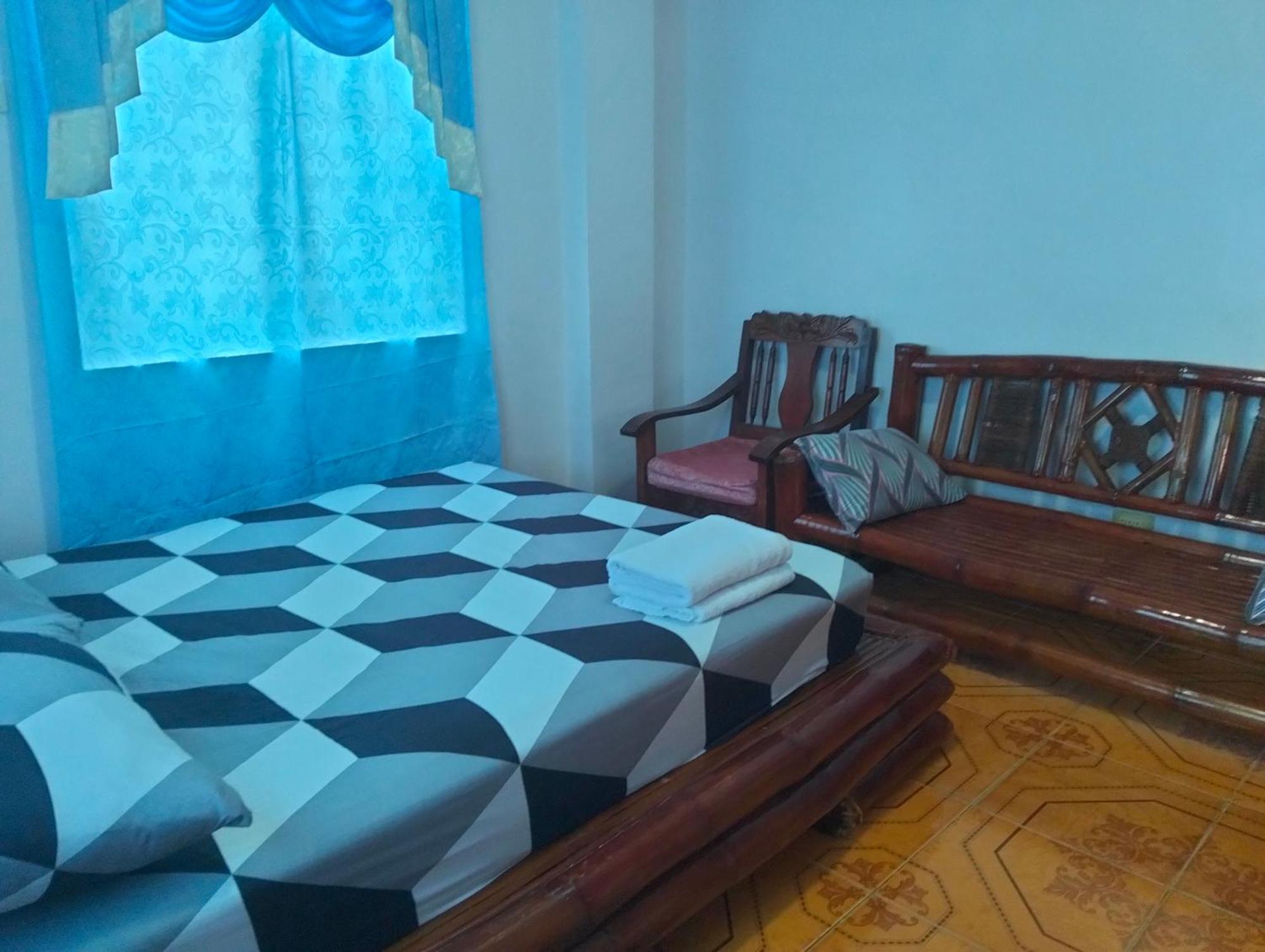Moonlight Seaside Liloan Cebu Apartment