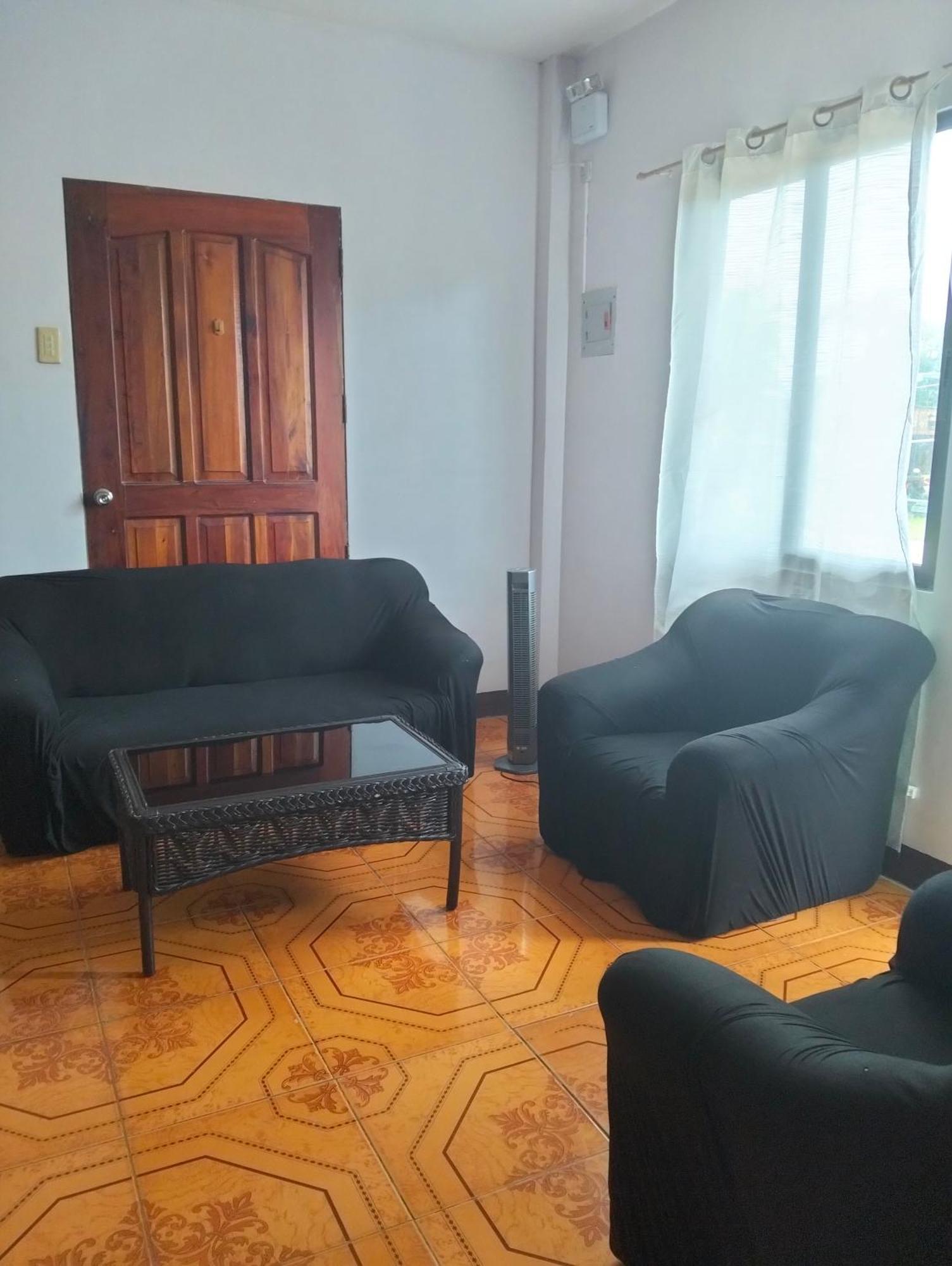 Moonlight Seaside Liloan Cebu Apartment *