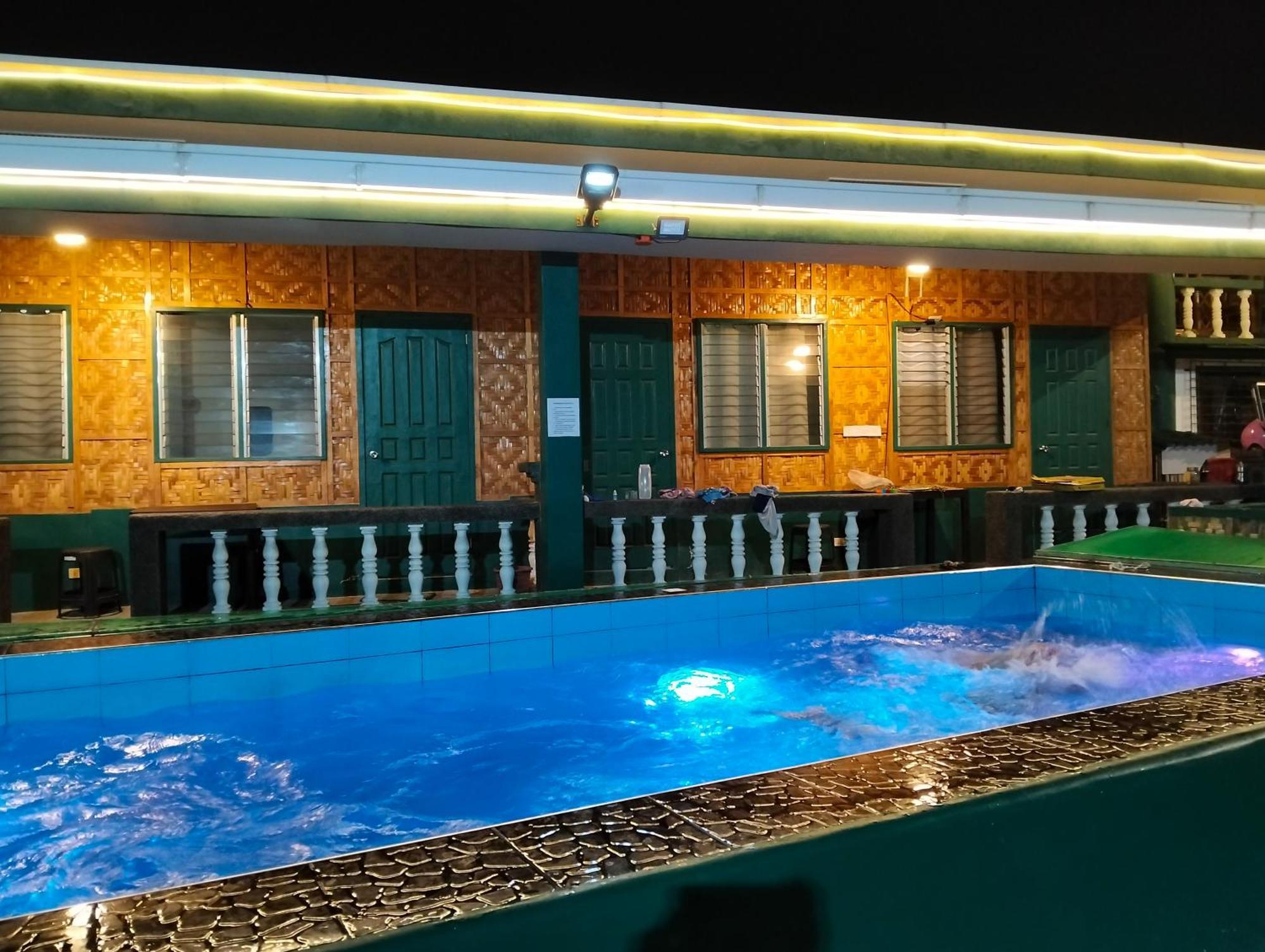 Moonlight Seaside Liloan Cebu Apartment *