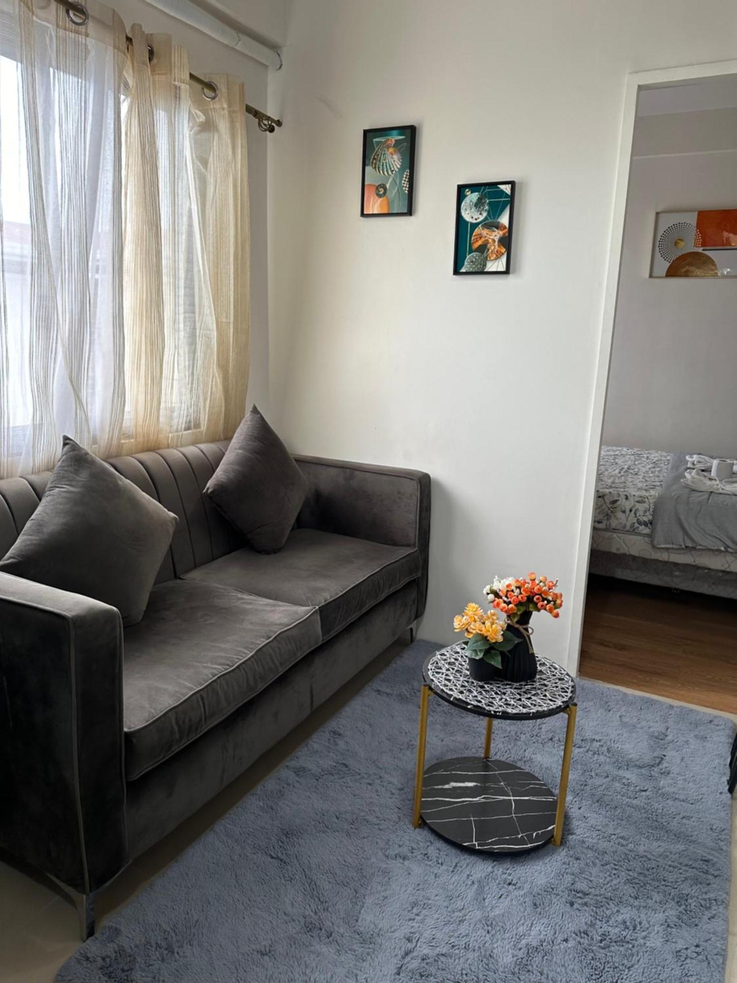 Almond Drive Cozy 1br *