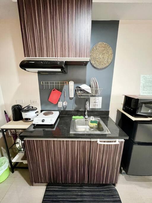 Apartment Cebusurestaypersimmon9thfloorstudiocondo *