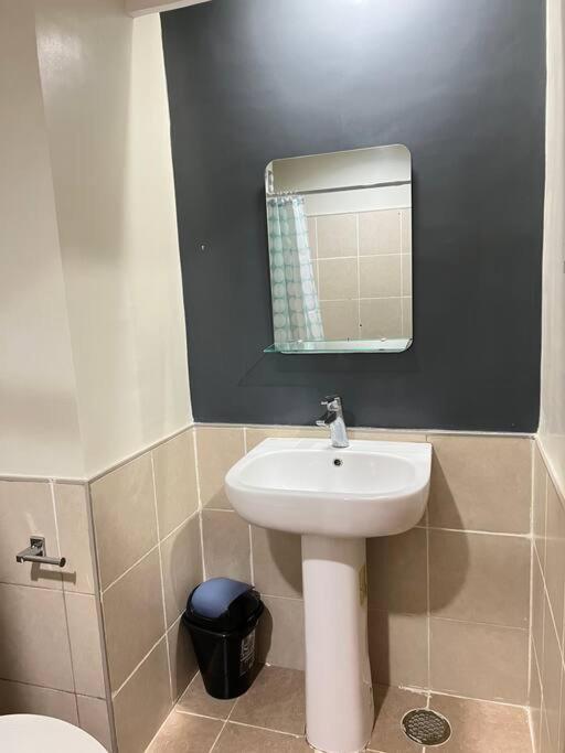Apartment Cebusurestaypersimmon9thfloorstudiocondo