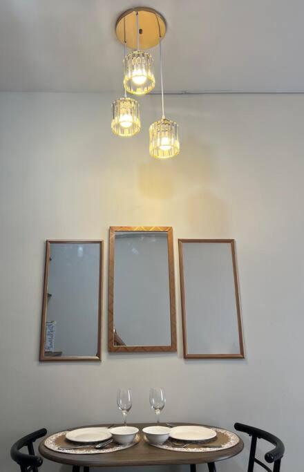 Rhielle Staycation Apartment *