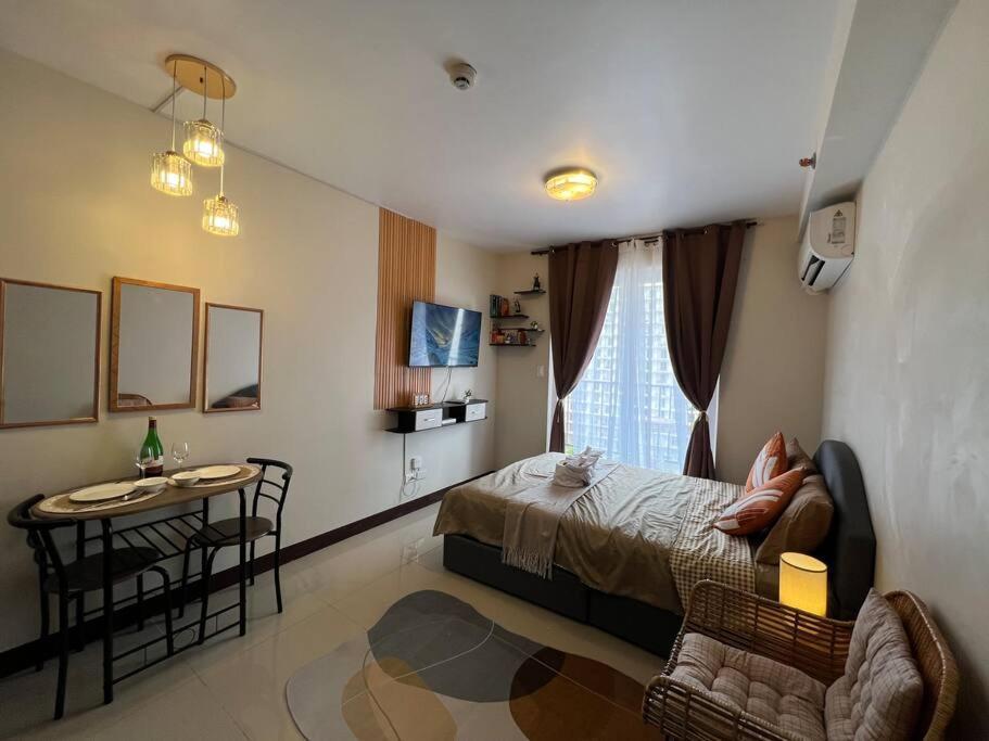 Rhielle Staycation Apartment Lapu-Lapu City