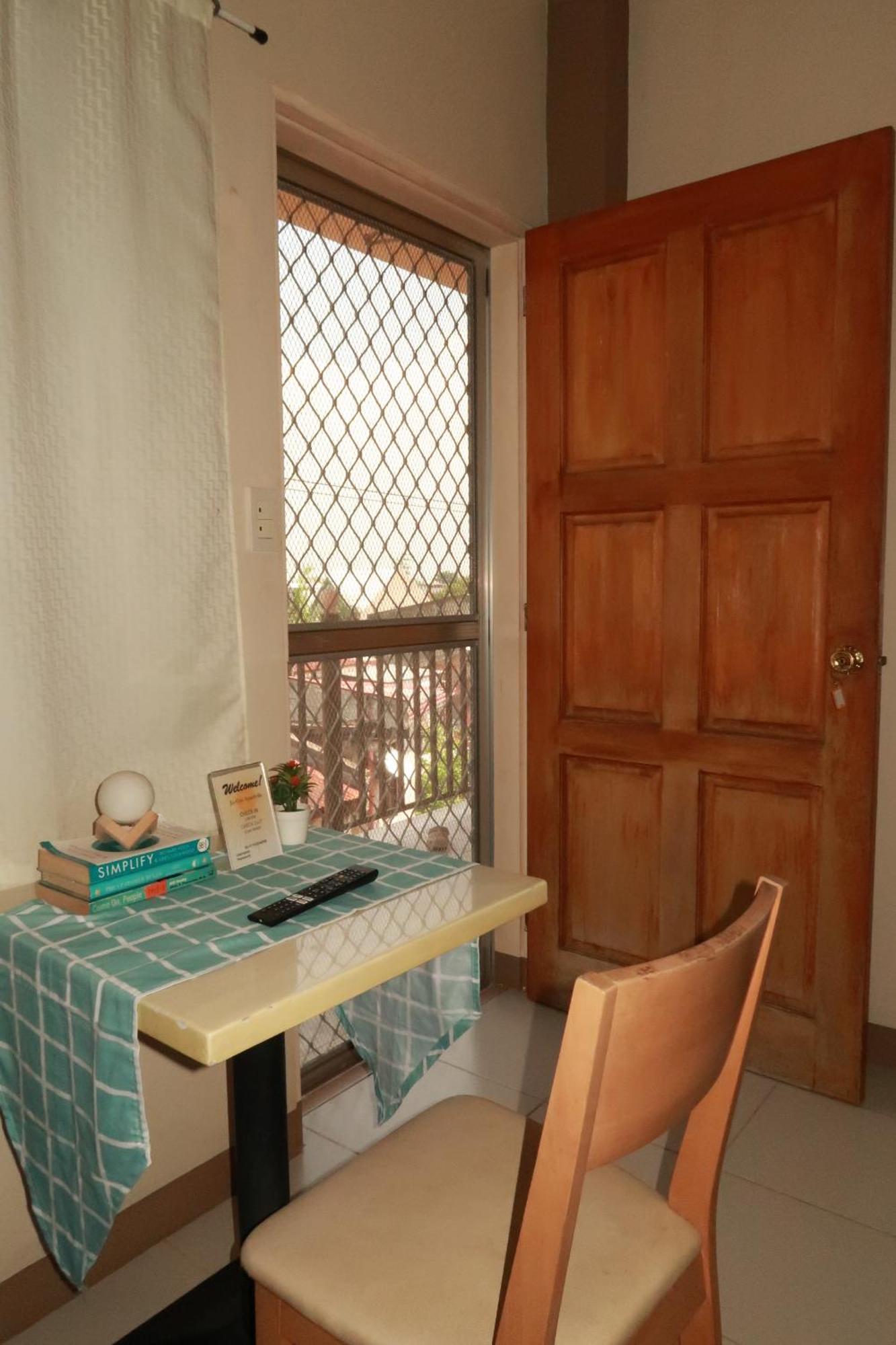 Pensão Jo-cris Apartelle 2*