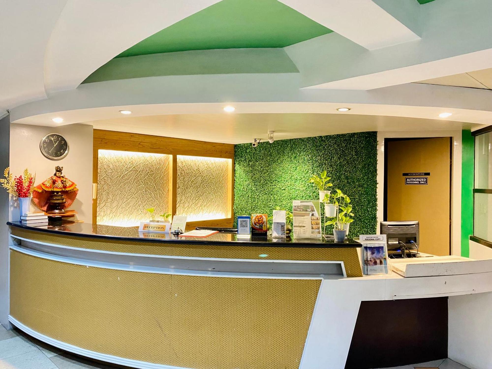 Century Plaza 3* Cebu