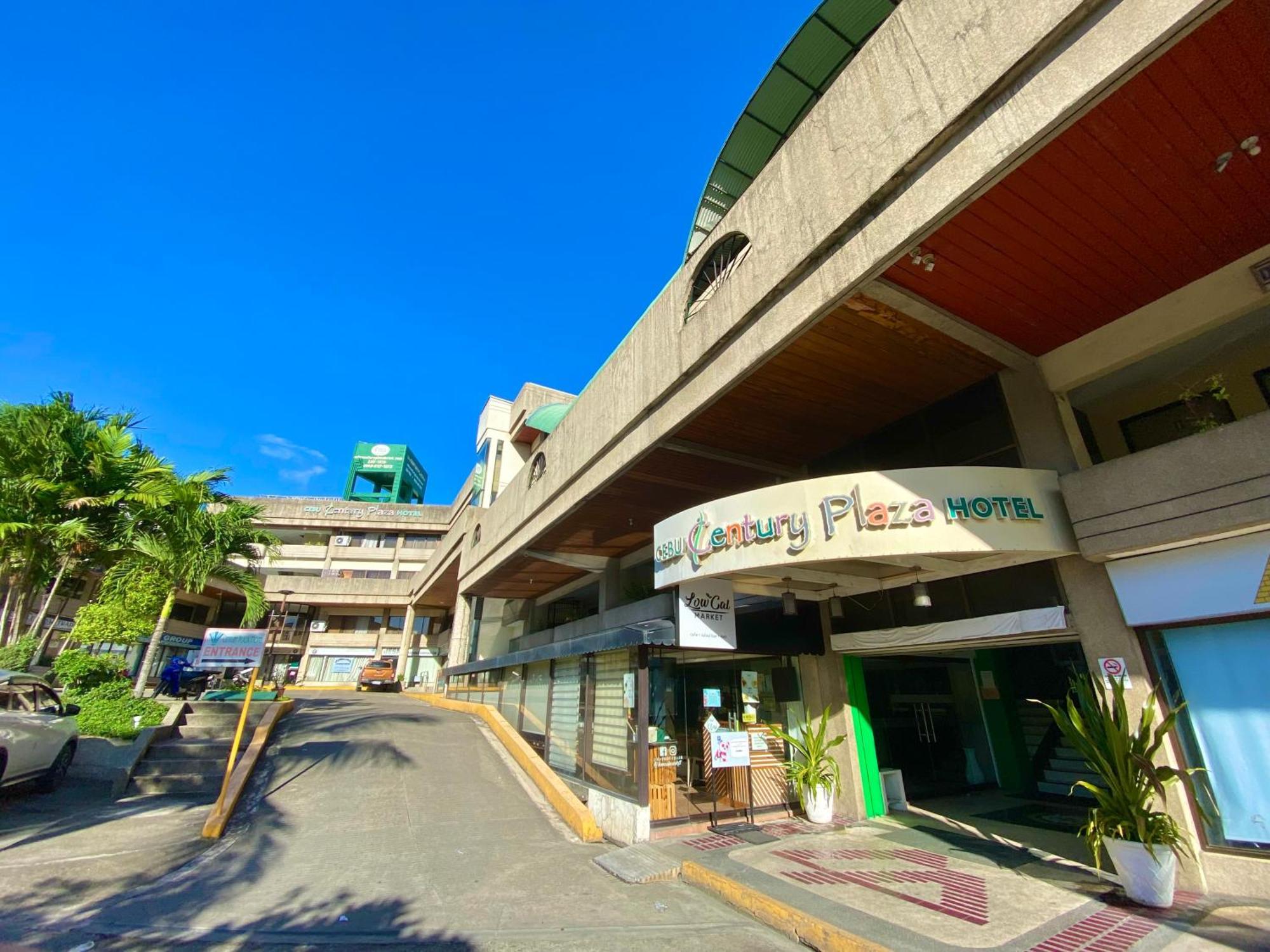 Hotel Century Plaza