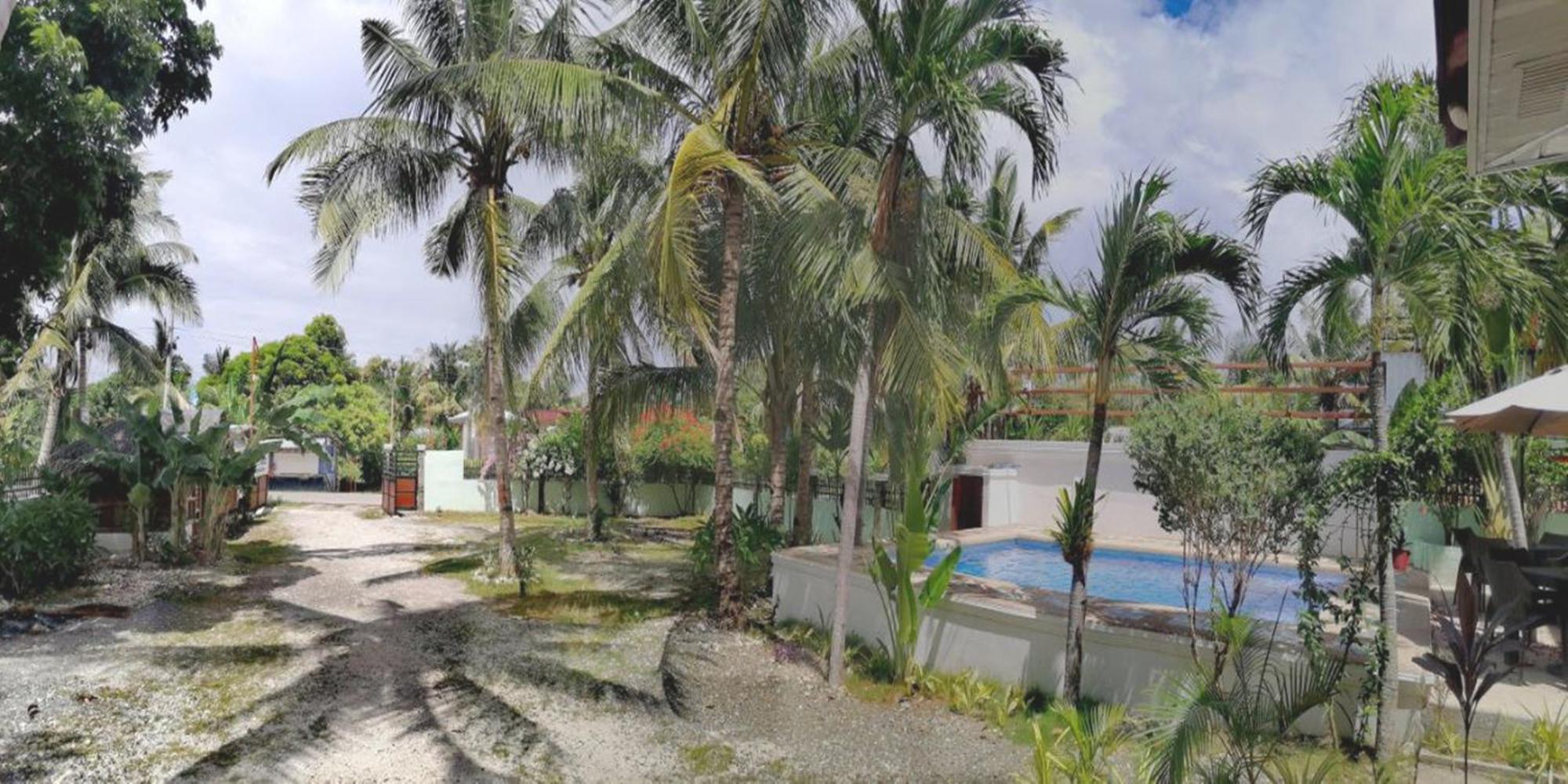 Albergue Avila's Moalboal Near