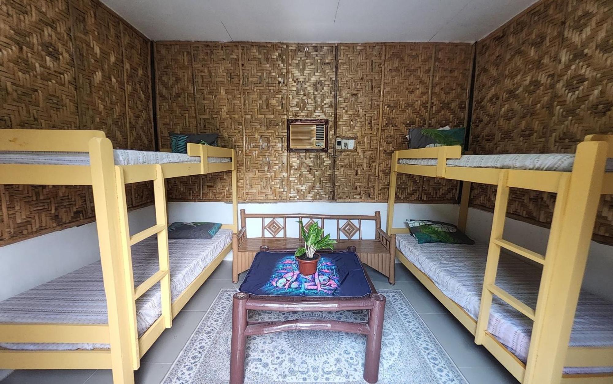 Nipaville Camphouse