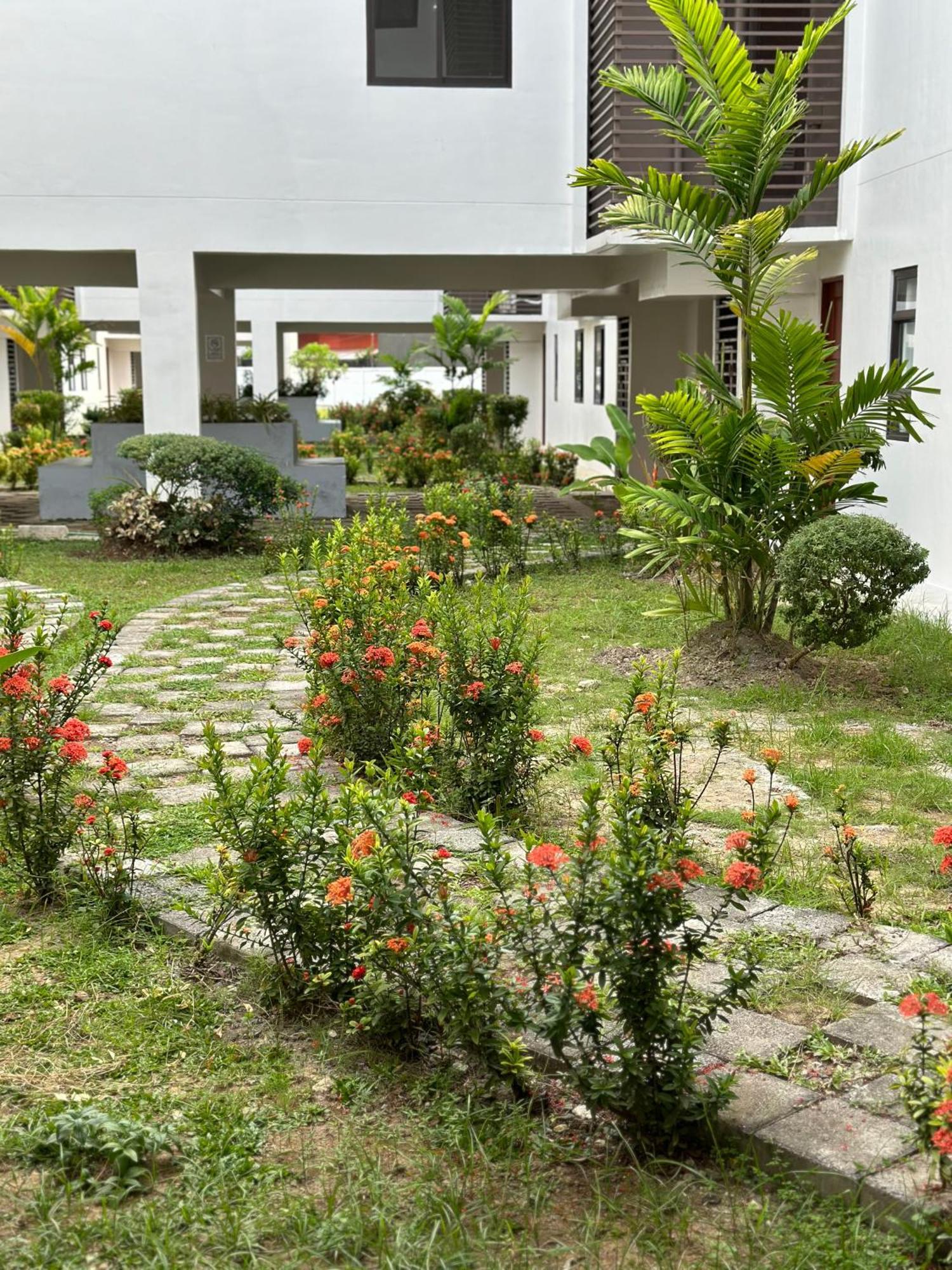 Almond Drive Cozy 1br * Talisay (Cebu)