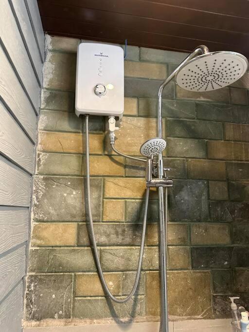 Cheapentirehouse Mel Place In With Netflix For 5pax Or