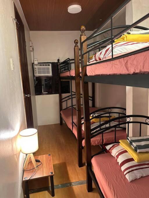 Cheapentirehouse Mel Place In With Netflix For 5pax Or Apartamento Mandaue