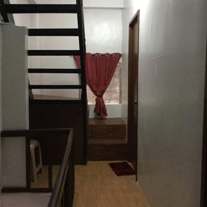 Cheapentirehouse Mel Place In With Netflix For 5pax Or Apartamento *