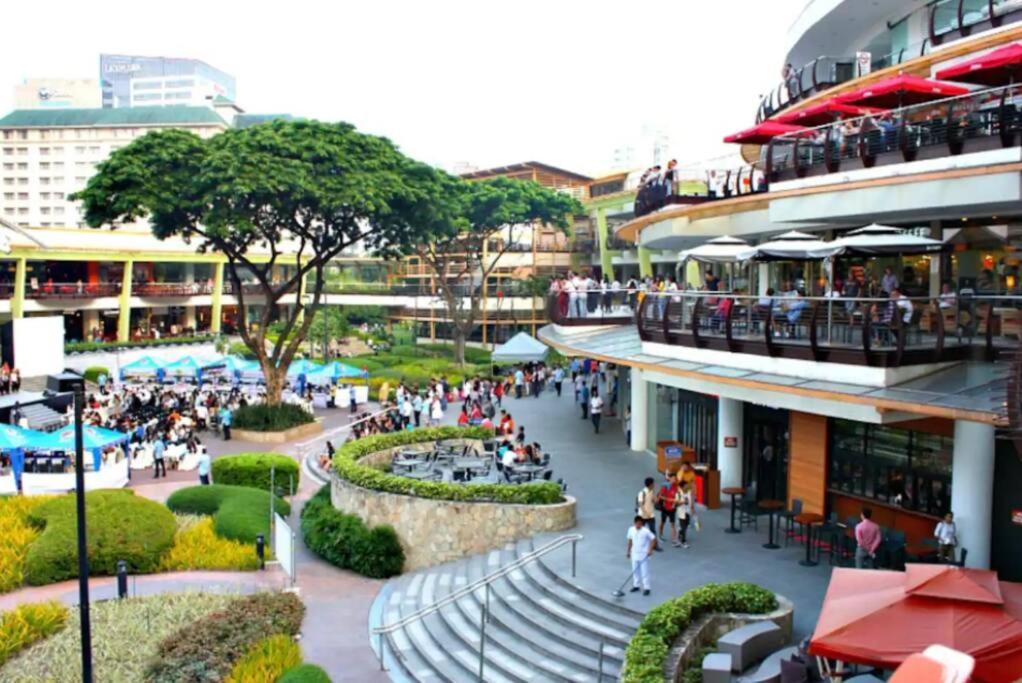 Apartment 17d Walking Distance To Ayala And It Park With Wifi Cebu