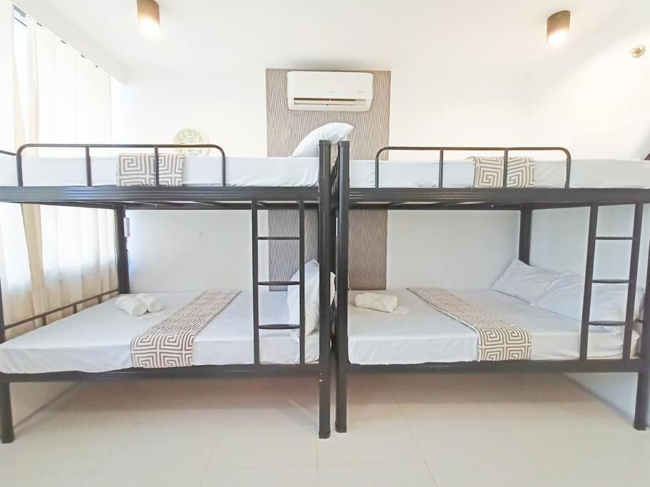 15p Walking Distance To Ayala And It Park With Wifi Cebu