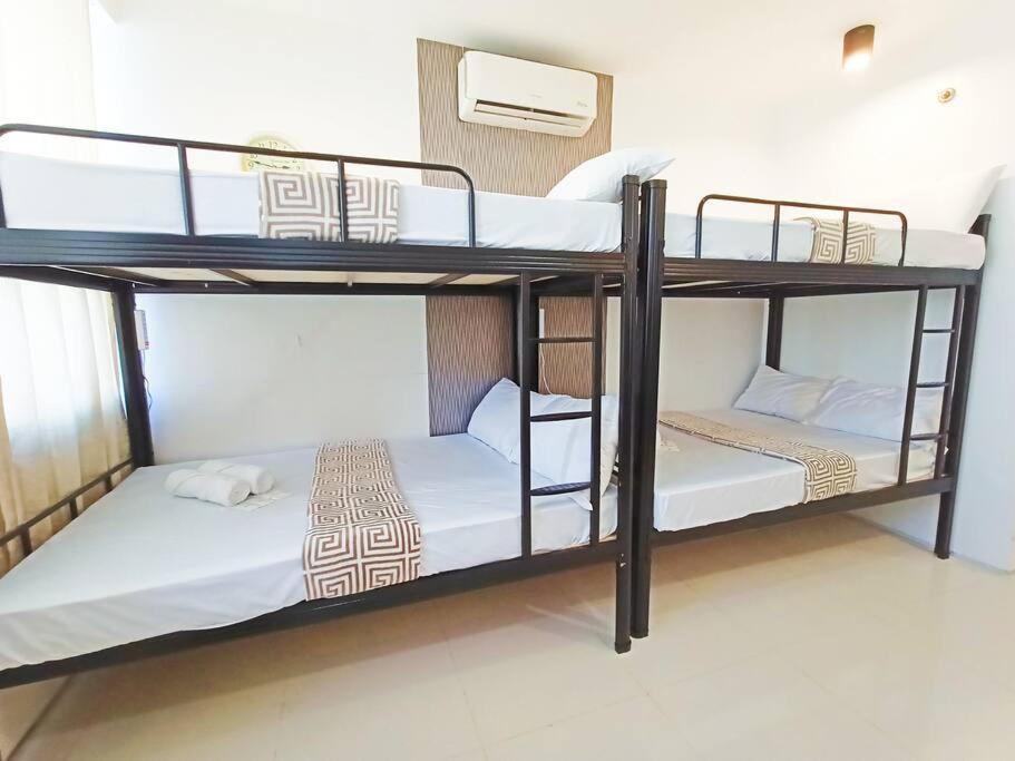 15p Walking Distance To Ayala And It Park With Wifi Apartment Cebu