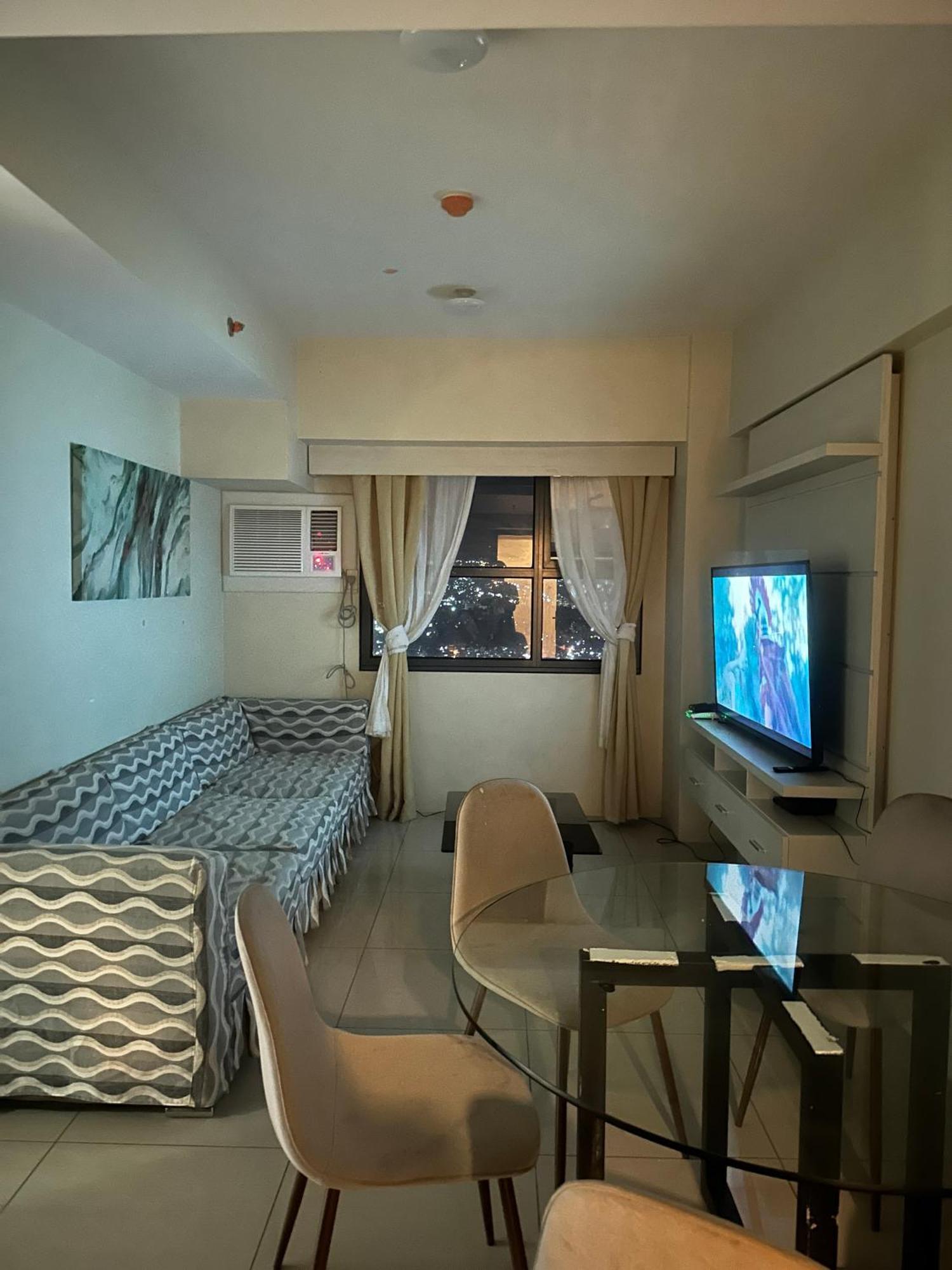 Jojies Crib Horizons101 2bedrooms Aparthotel