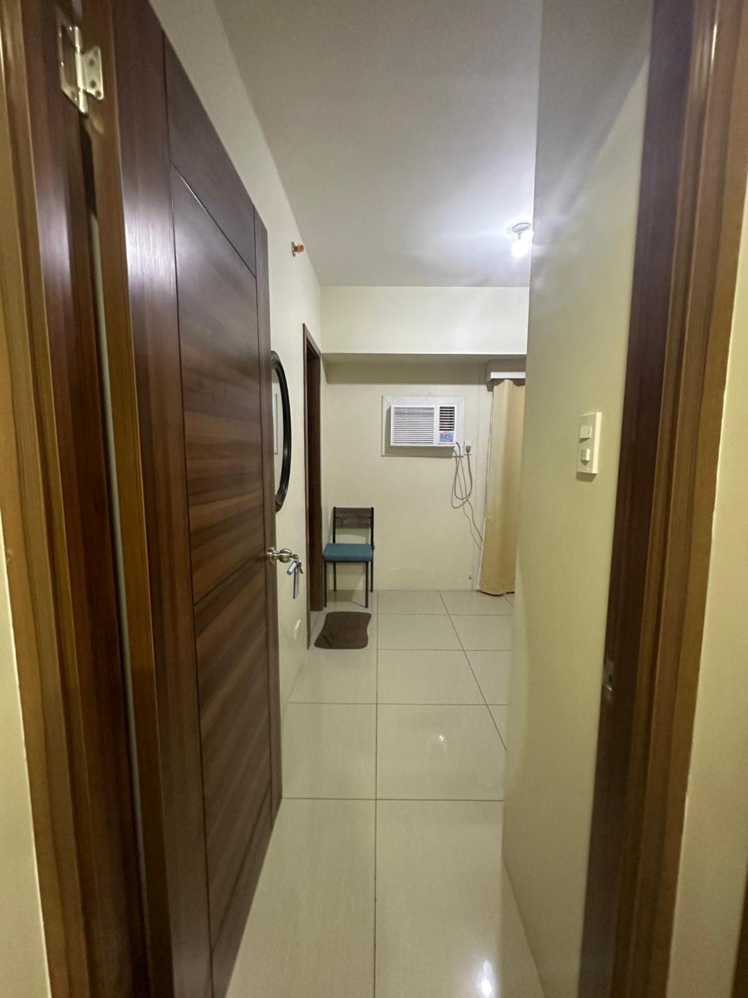 Jojies Crib Horizons101 2bedrooms * Cebu