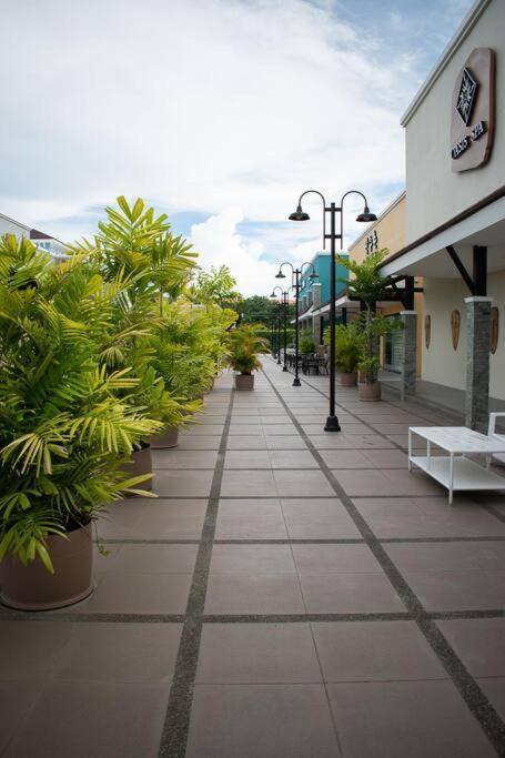 Cozy With Access Lapu-lapu Mactan Apartment