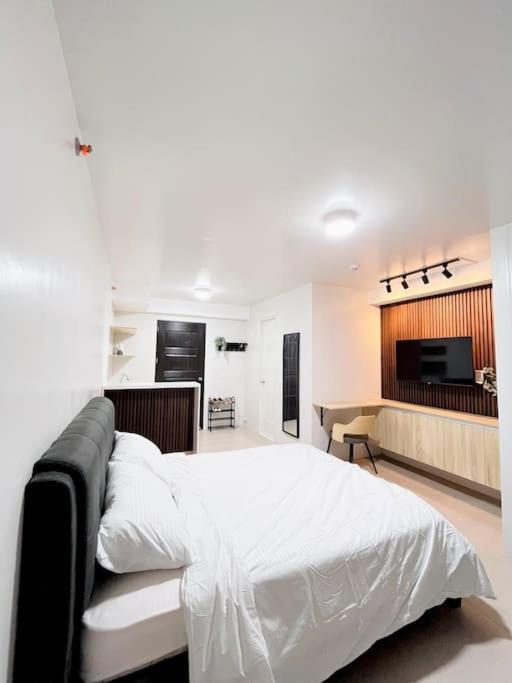 Plumera Mactan Near Mactan Cebu International Airport Apartment