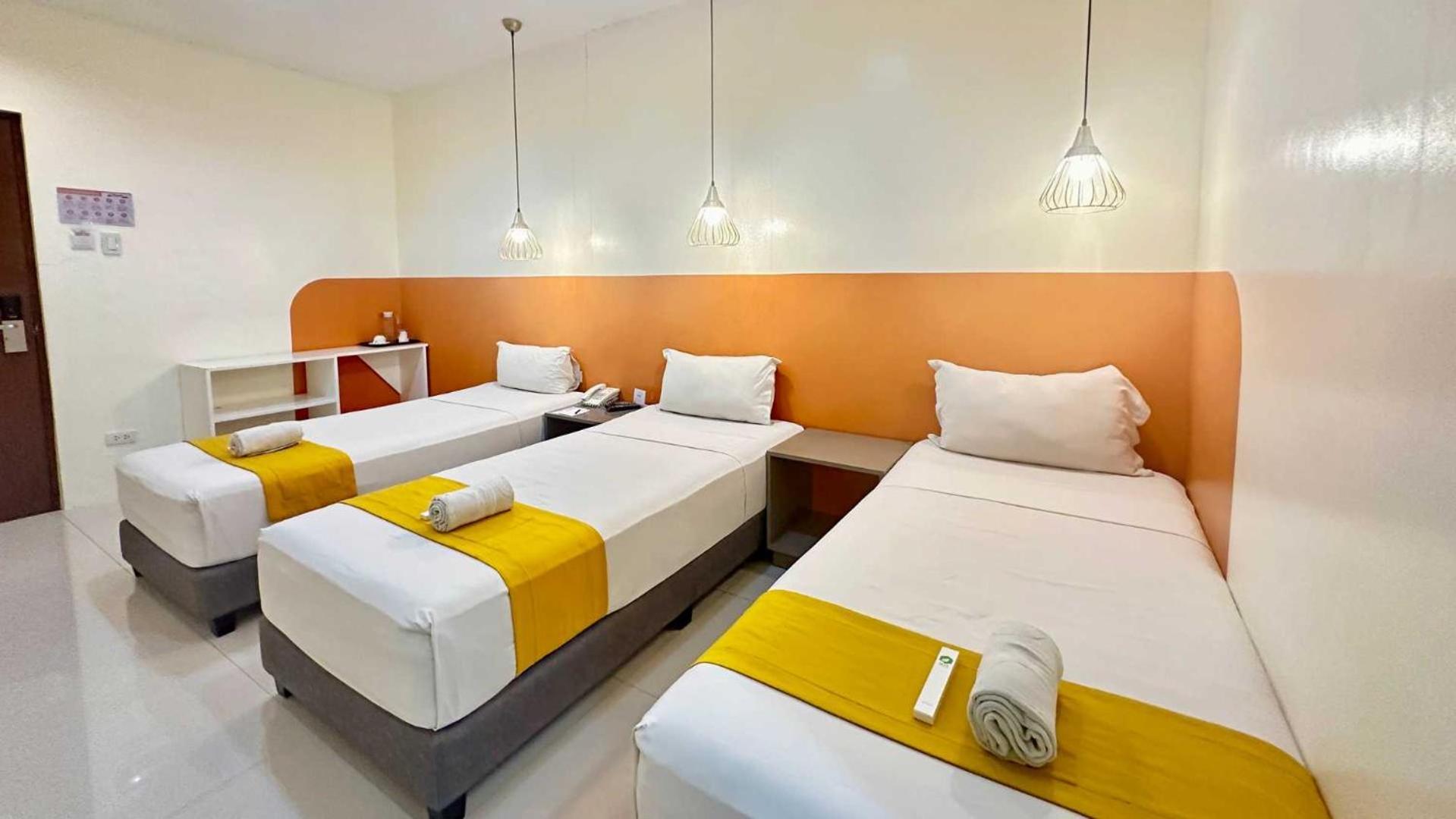 bahay-panuluyan Travelbee Capitol *