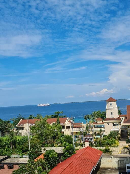 2br Mactan Condo, La Mirada Residences *