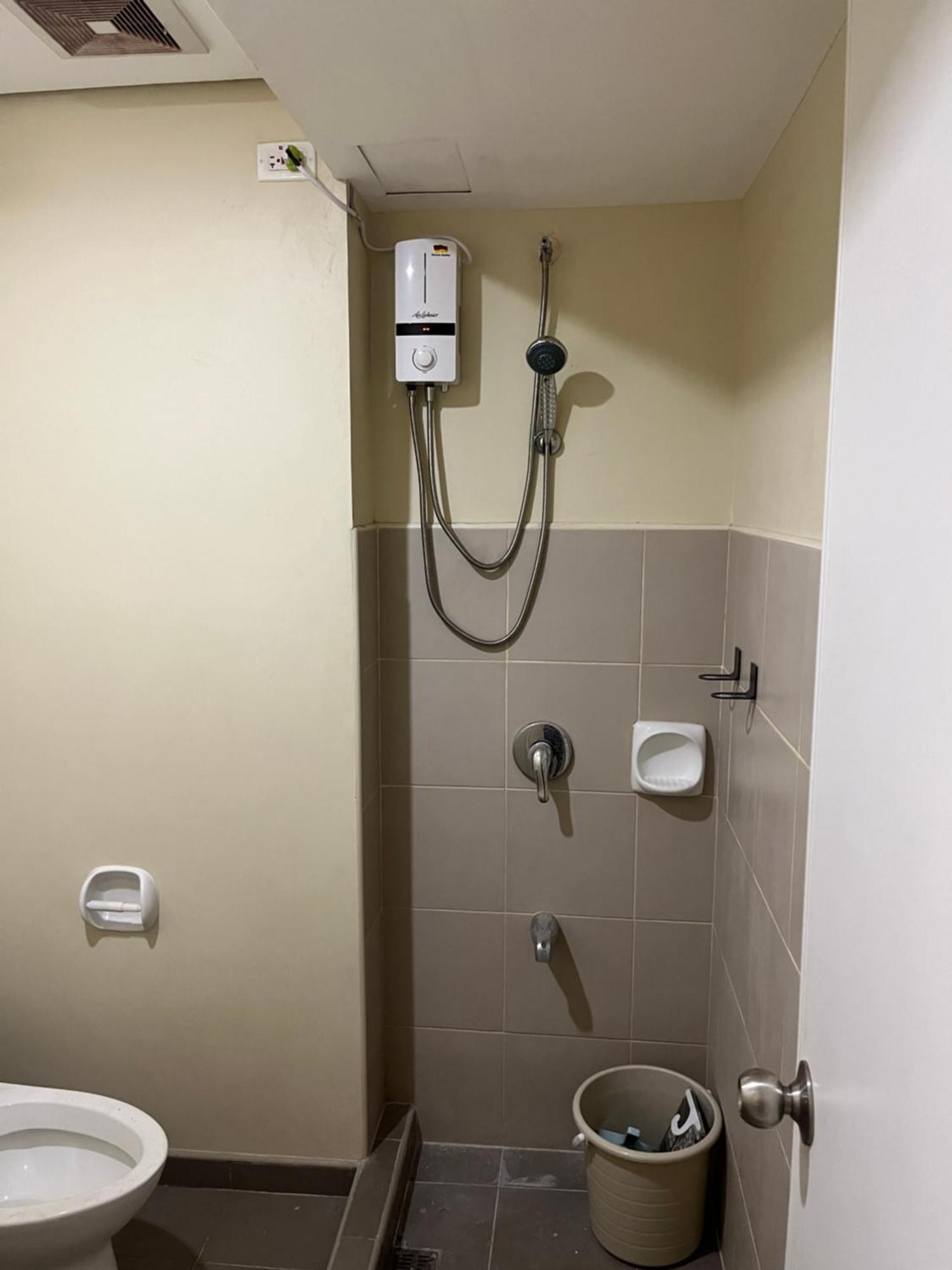 Apartment Avida Riala Tower Two Unit 2520