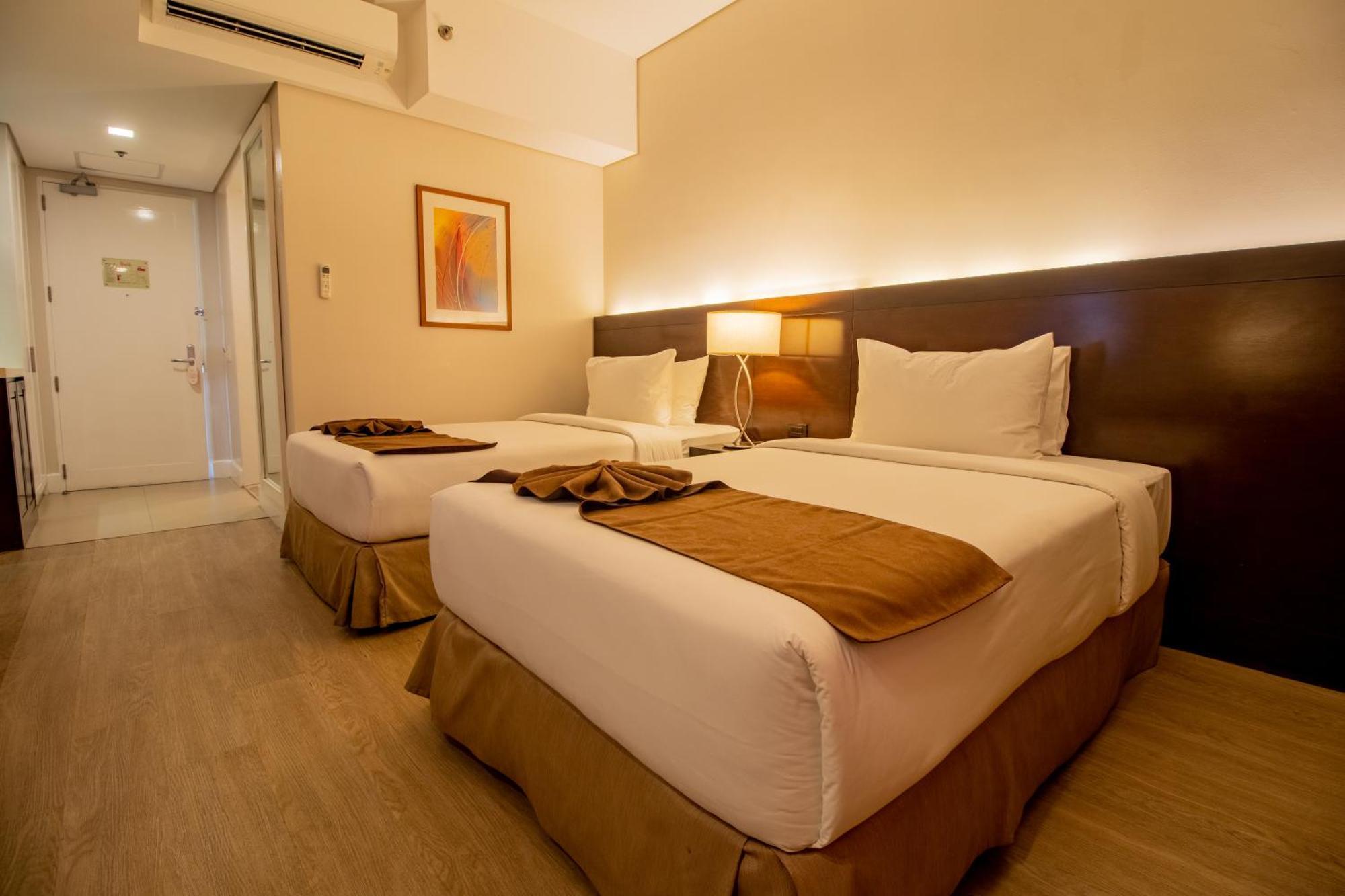 Harolds 4* Cebu