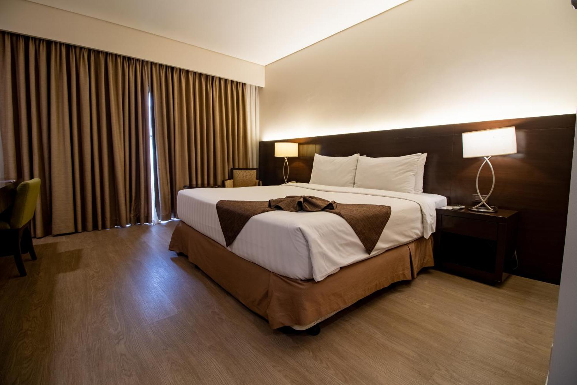 Hotel Harolds Cebu