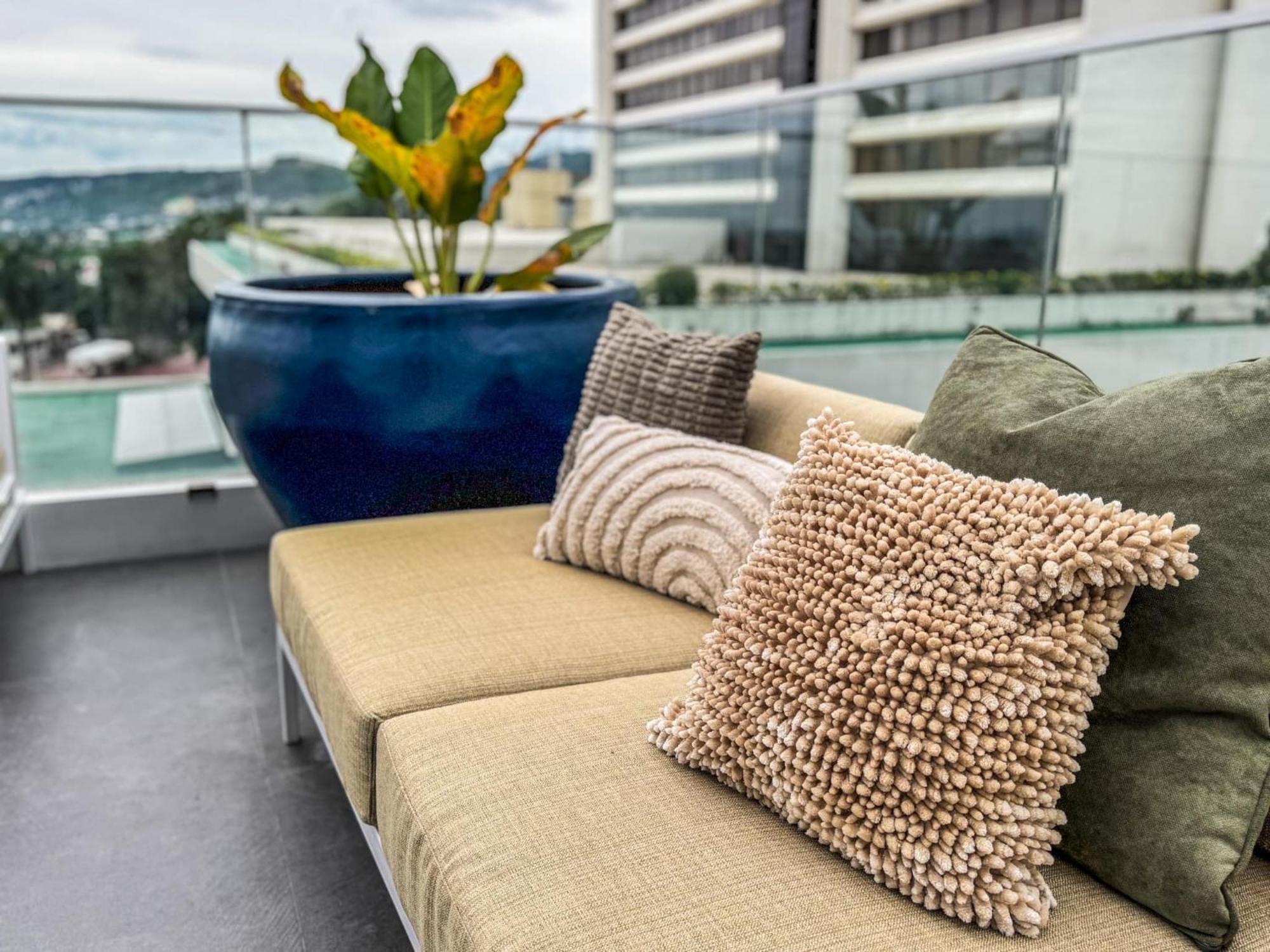 Aparthotel The Suite- Luxurious Skyline Cebu