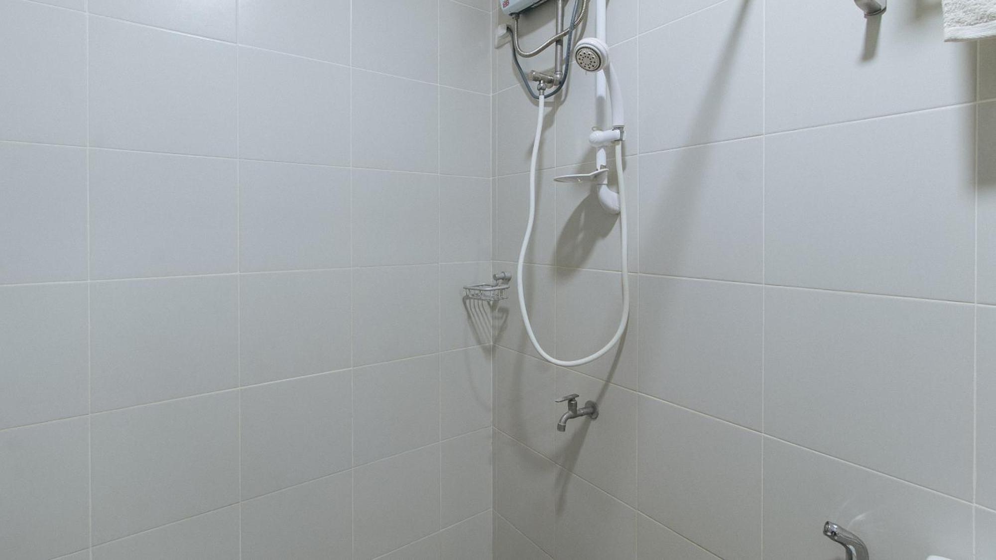 Reddoorz @ Leoncia Apartelle * Mandaue City
