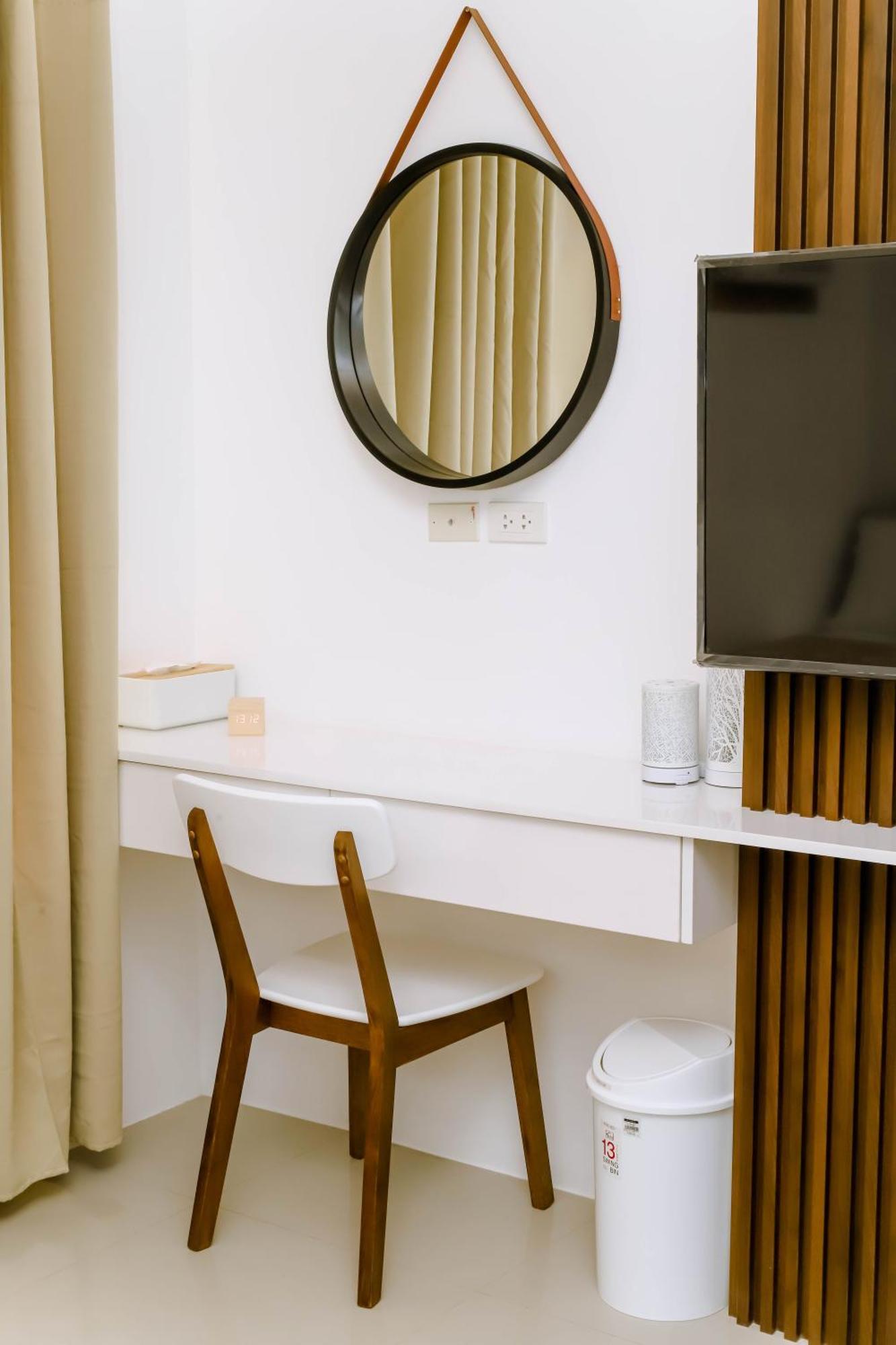 Staycation Minimalist With Rooftop Pool And Netflix Cebu