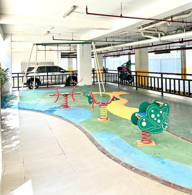Spacious 1 Bedroom Near Airport & Seaport Or Pier Apartment Mandaue City