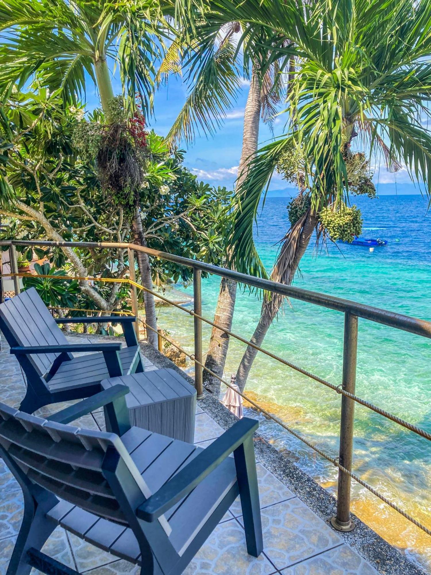 Beachfront In Panagsama *