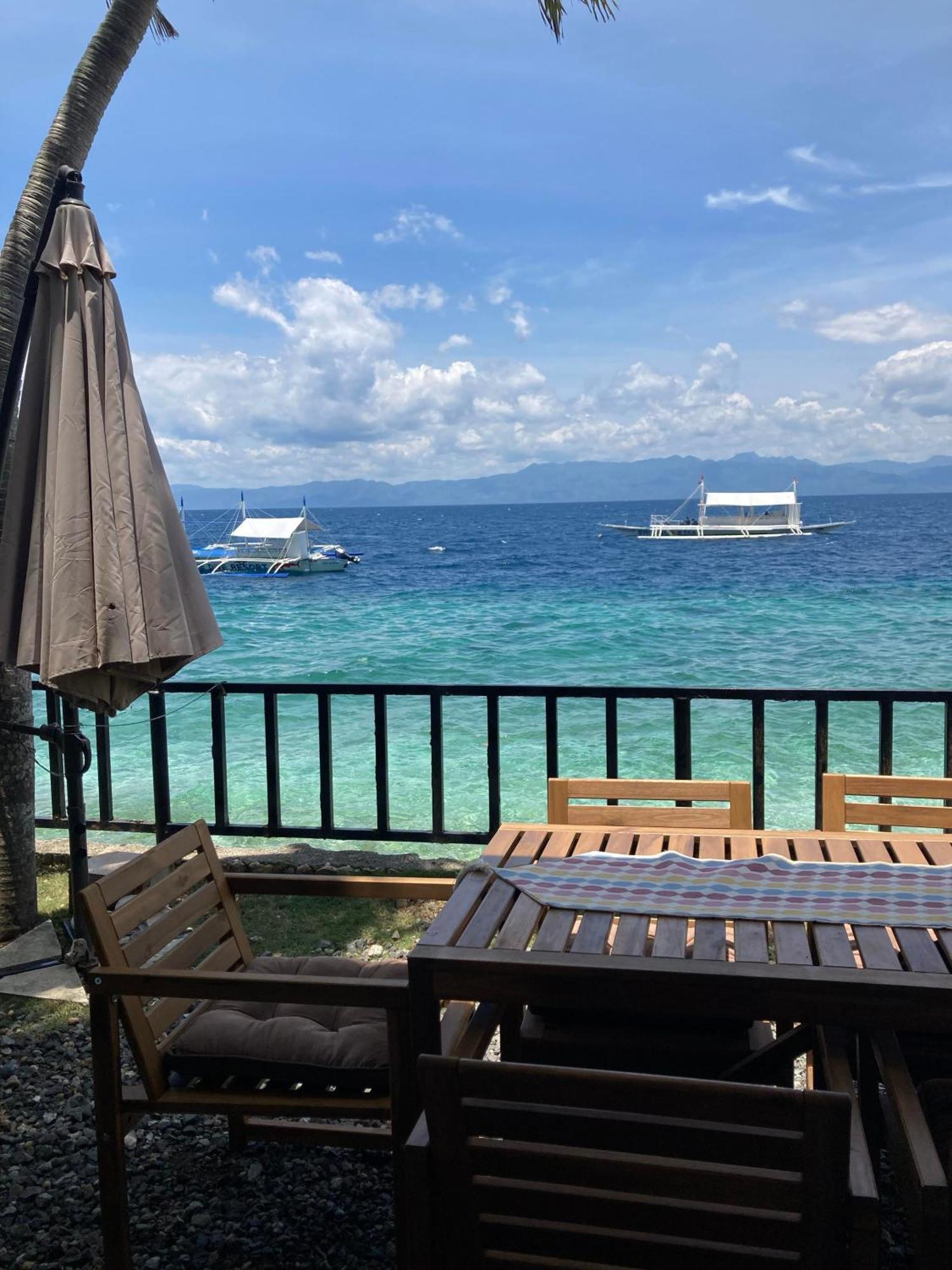 Beachfront In Panagsama *