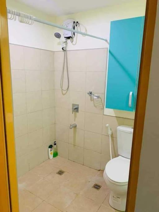 Apartment The Persimmon Villahermia Staycation Cebu