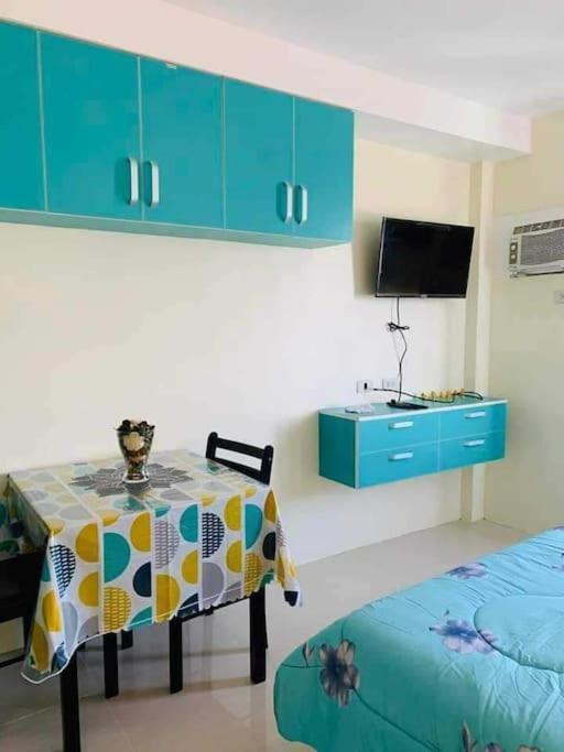 The Persimmon Villahermia Staycation Apartment
