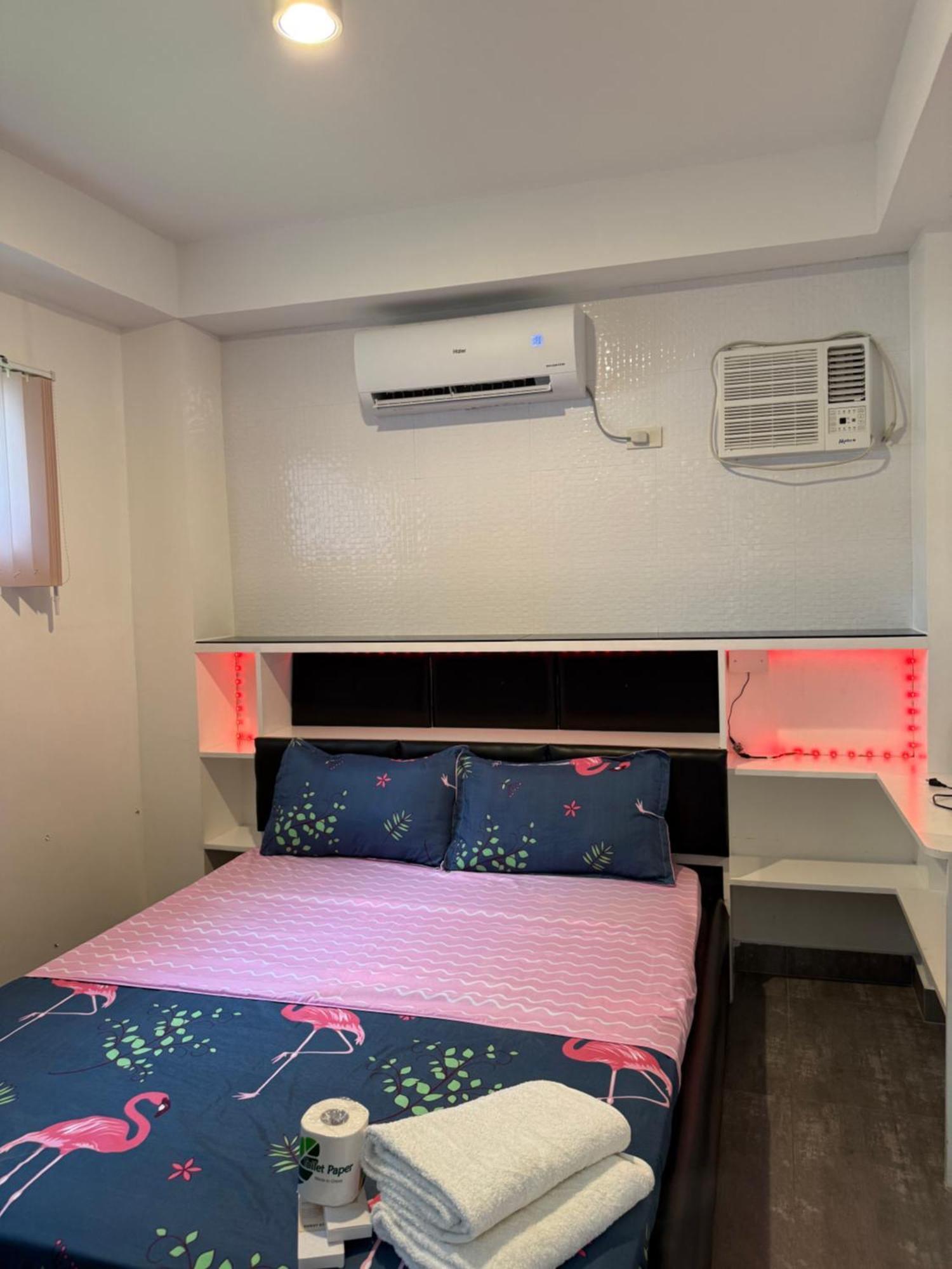 Logan Apartment *