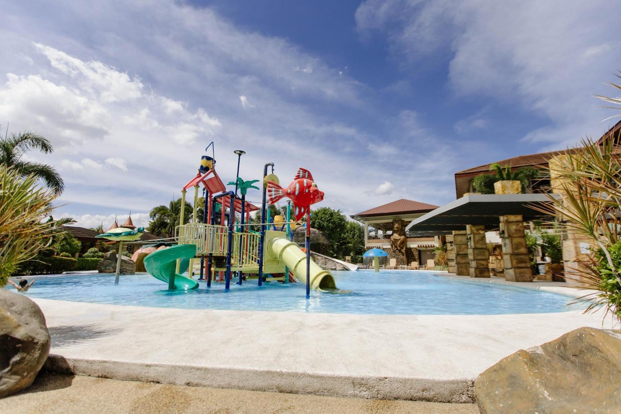 Westown Lagoon - South Wing 3*