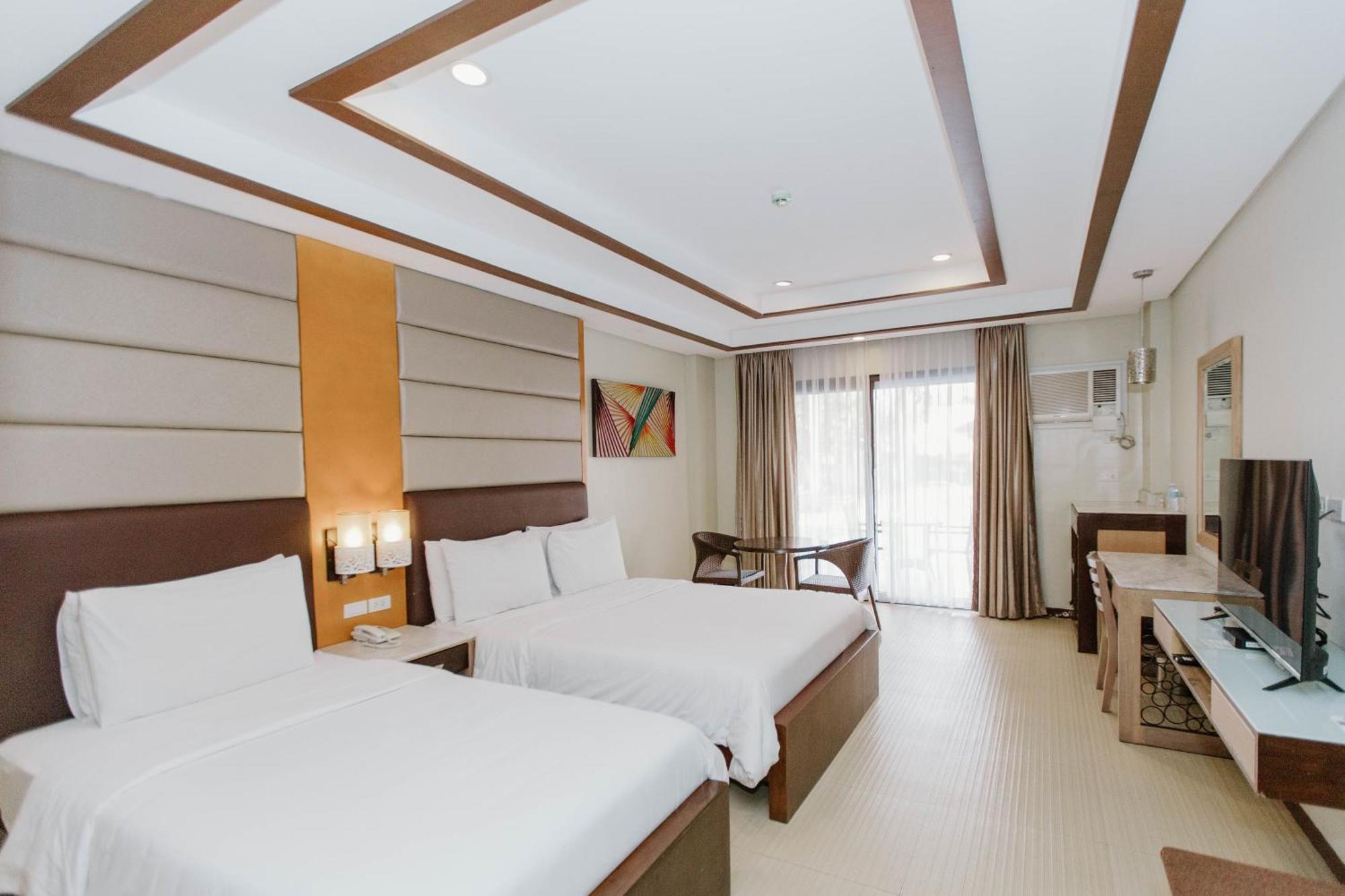 Westown Lagoon - South Wing Resort Cebu