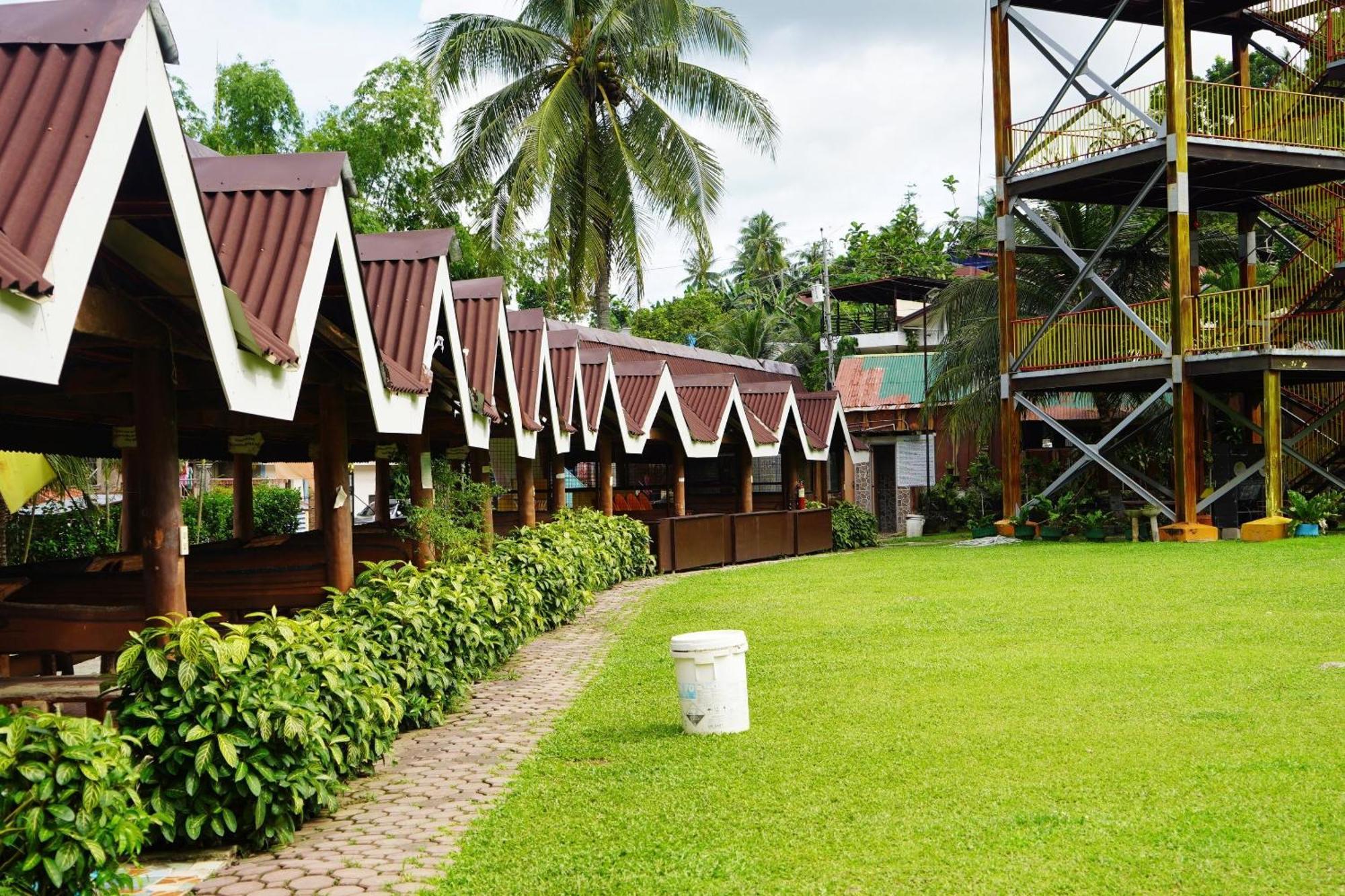 Resort Hidden Valley Mountain And Wavepool Pinamungahan