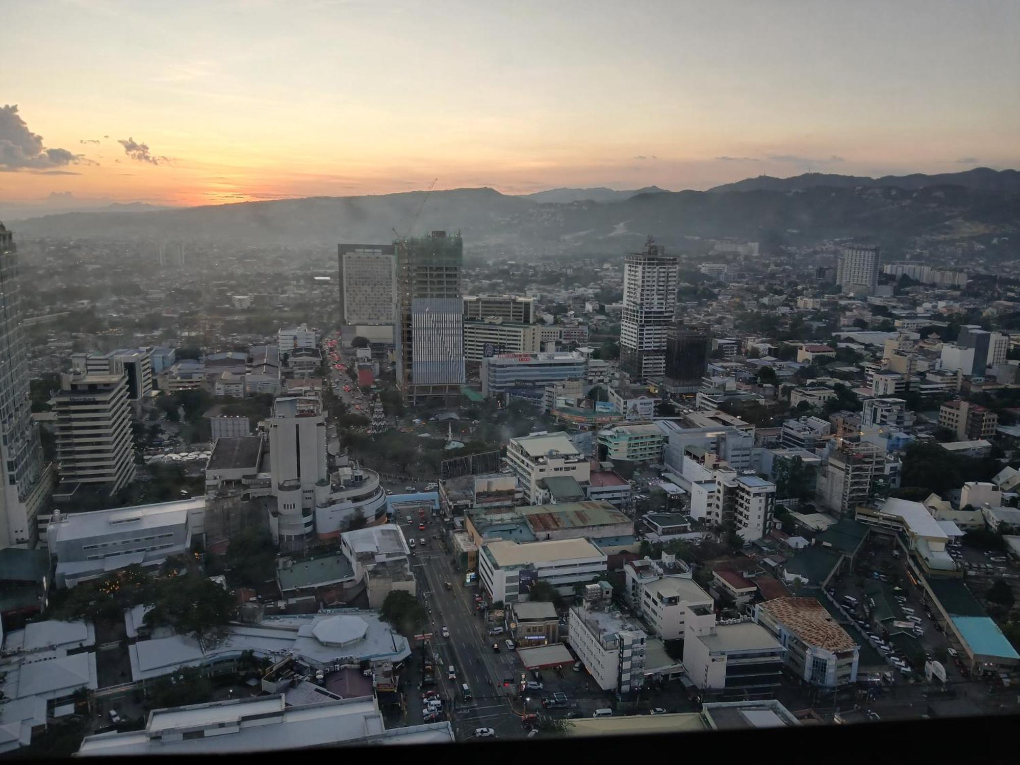 Apartment 1 Bedroom 48th Floor Of Horizon 101, Corner With Sea View And Mountain View *