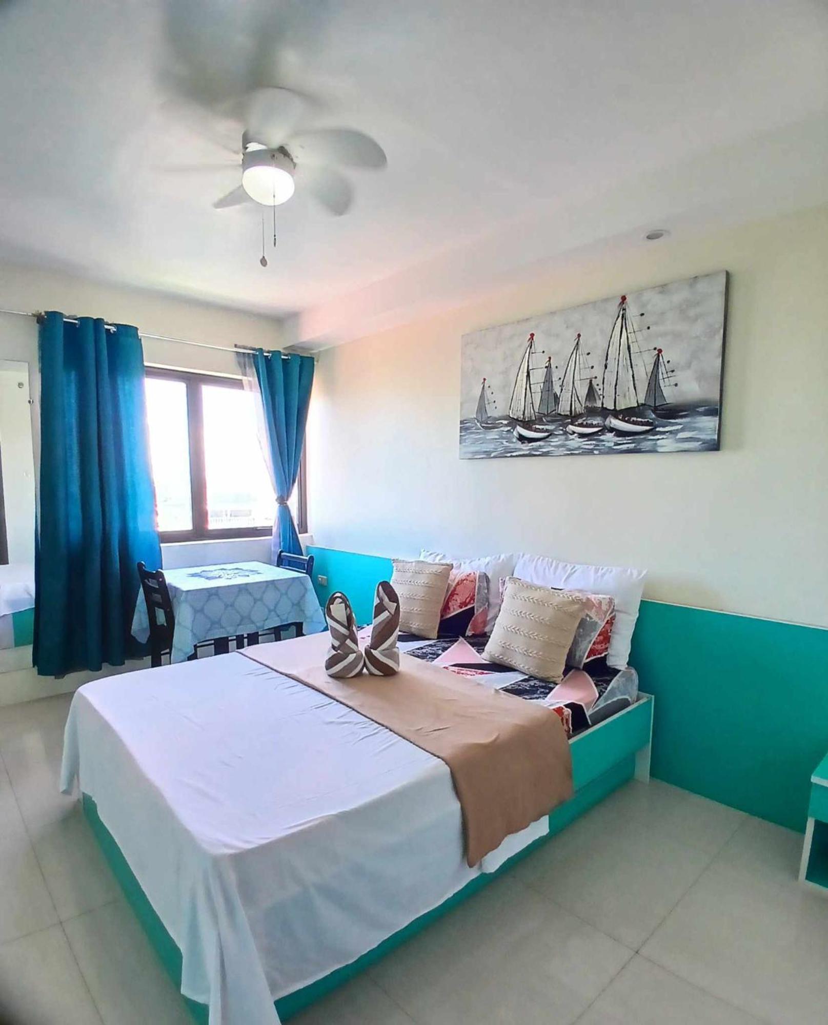 The Persimmon Villahermia Staycation * Cebu