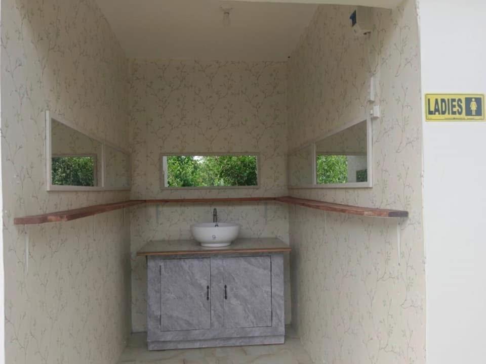 Acres Village With Air Conditioner